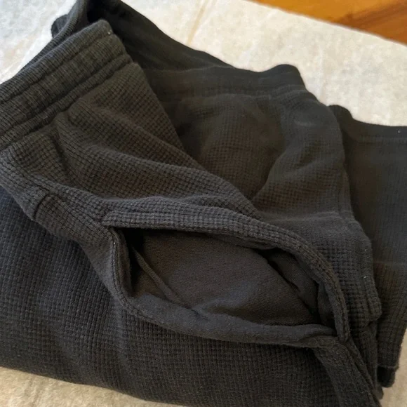 Brandy Melville Black Lounge Pants - Picture 9 of 9